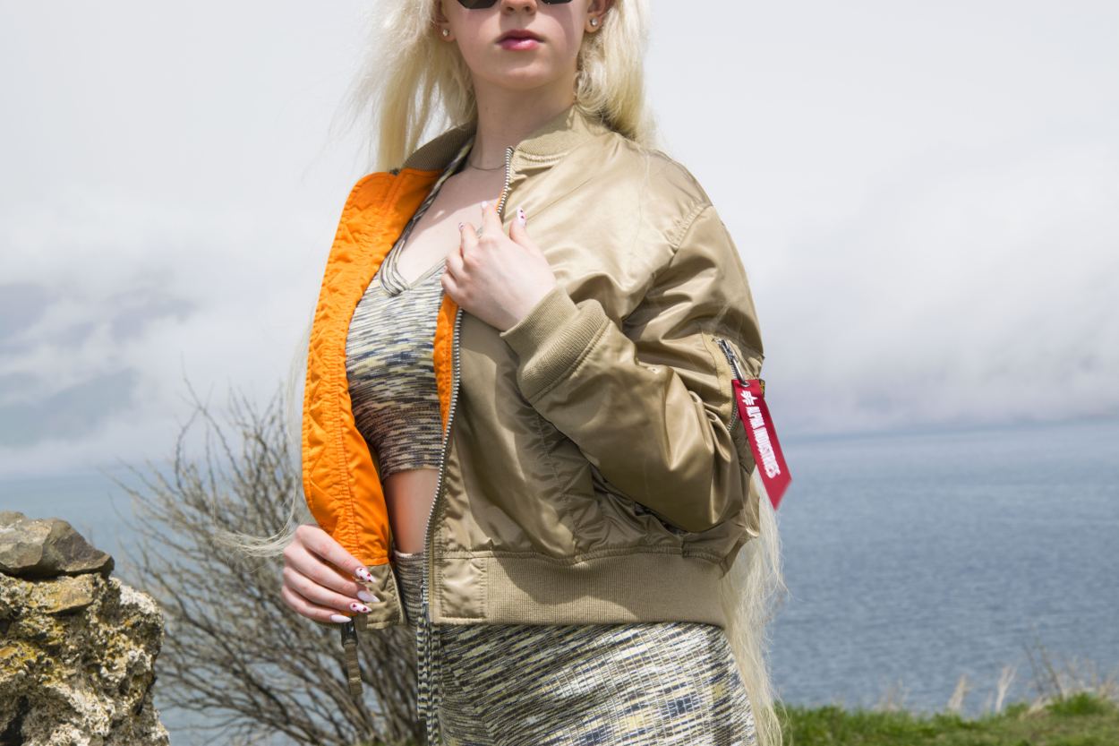 Женская ветровка-бомбер ALPHA INDUSTRIES CROPPED FLIGHT JACKET L-2B SS 22 m vintage khaki (2).jpg