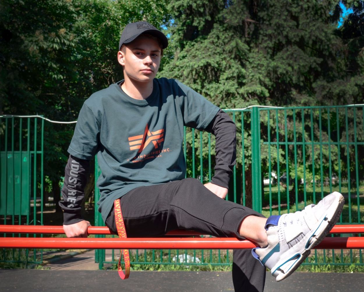 Мужские спортивные брюки Alpha Ind FBrHvKv53zg.jpg