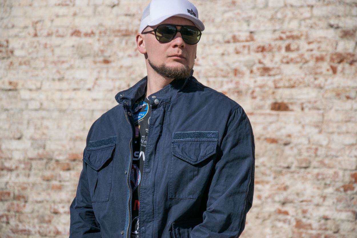 Ветровка-ALPHA-INDUSTRIES-LIGHTWEIGHT-FIELD-COAT-M-65-SS-22-m-replica-blue-5.jpg