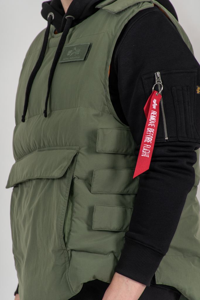 Жилет ALPHA INDUSTRIES PROTECTOR PUFFER VEST sage green фото 1 Жилет ALPHA INDUSTRIES PROTECTOR PUFFER VEST sage green фото 1