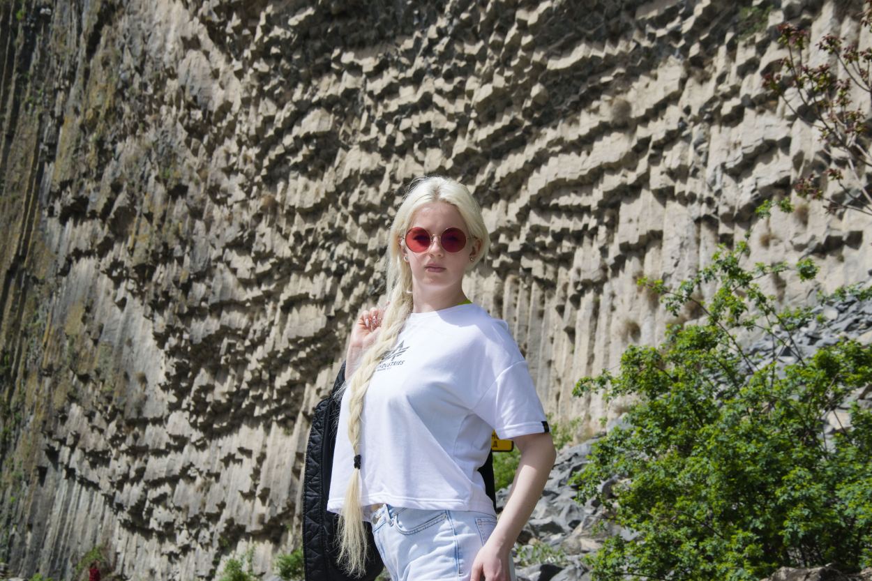Женская футболка-кроп ALPHA INDUSTRIES BASIC BOXY T white (3).jpg Женская футболка-кроп ALPHA INDUSTRIES BASIC BOXY T white (3).jpg